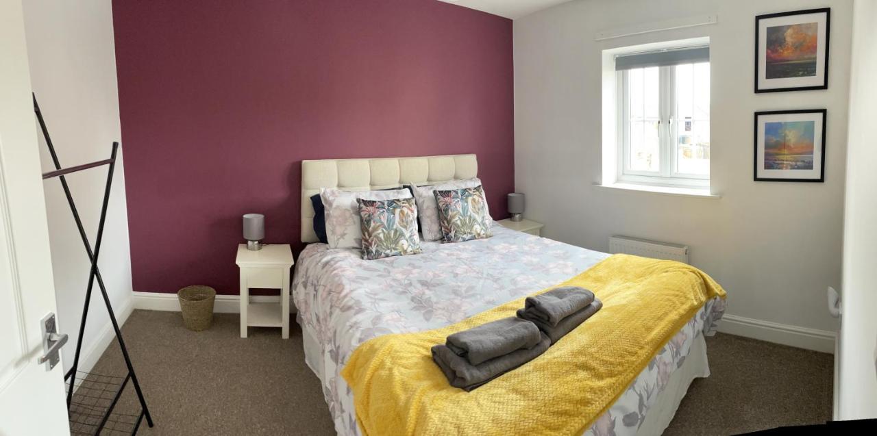 Stunning Large Detached Gloucester, 4 Beds, 3 Bedroom, 2 Bathroom Property, Nr Chelt, The Docks And Quays Sleeps 6 Exteriör bild